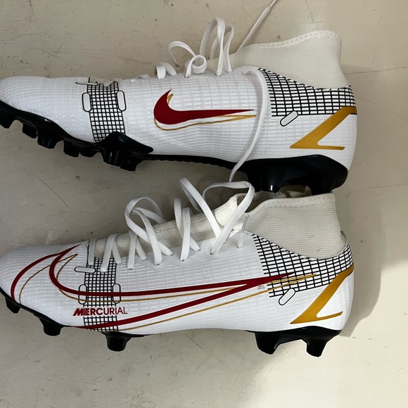 Nike Mercurial Soccer Cleats Sz 41 - Picture 16 of 16